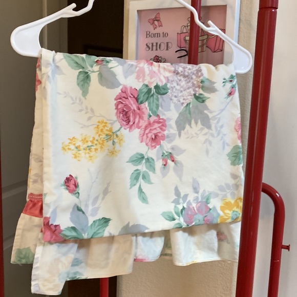 Vintage Handmade Floral and Ruffled Small Pillow W/ Removable Cover - Picture 10 of 12